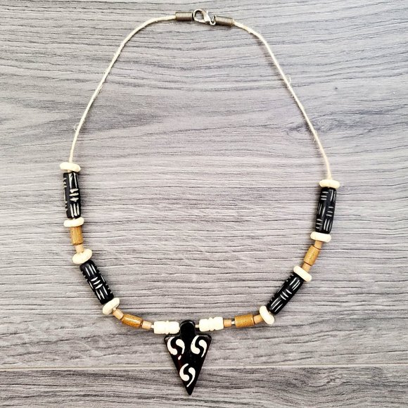 Handmade Arrowhead Tribal Beaded Necklace - Picture 1 of 7